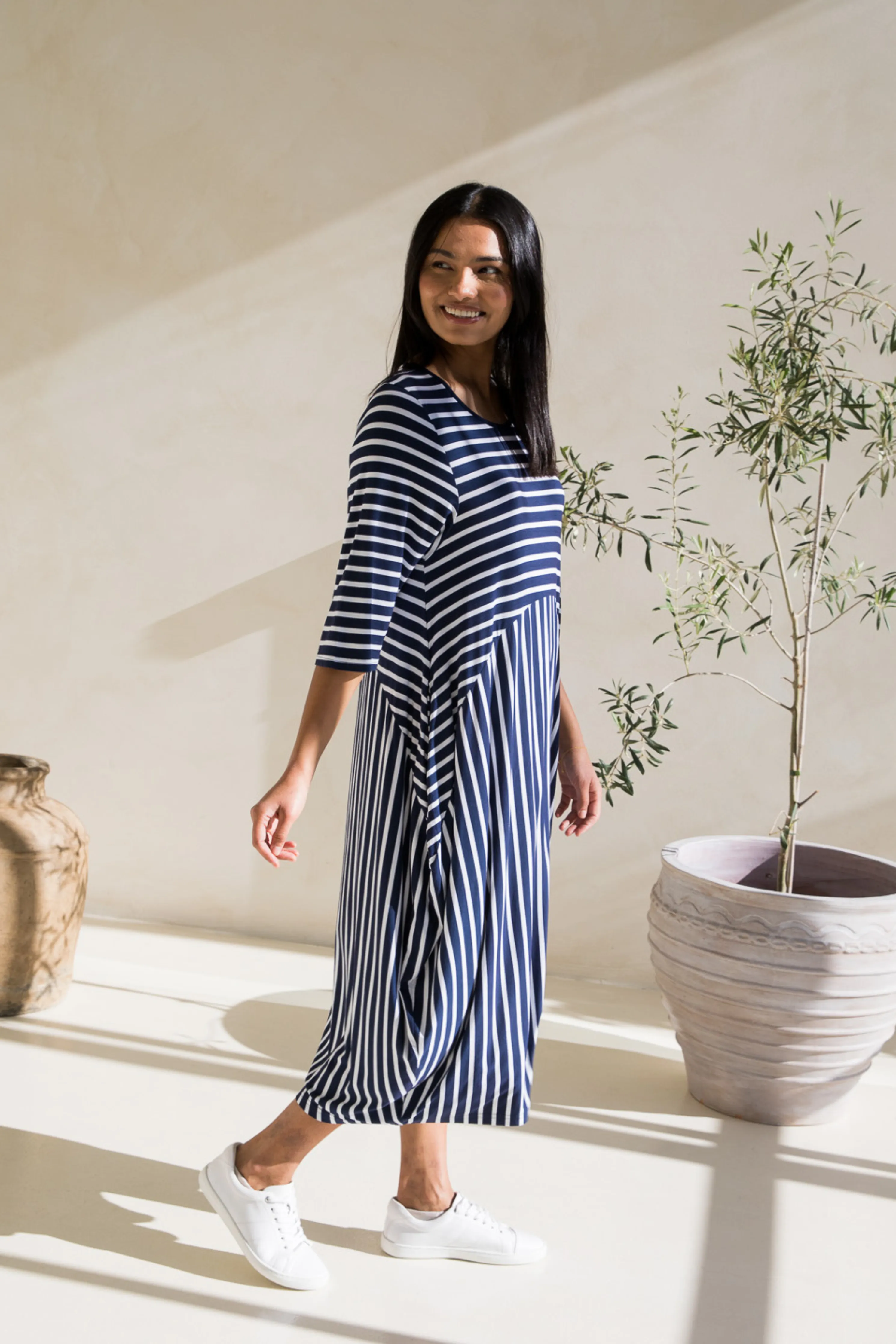 Alviva Dress in Navy/White Stripe