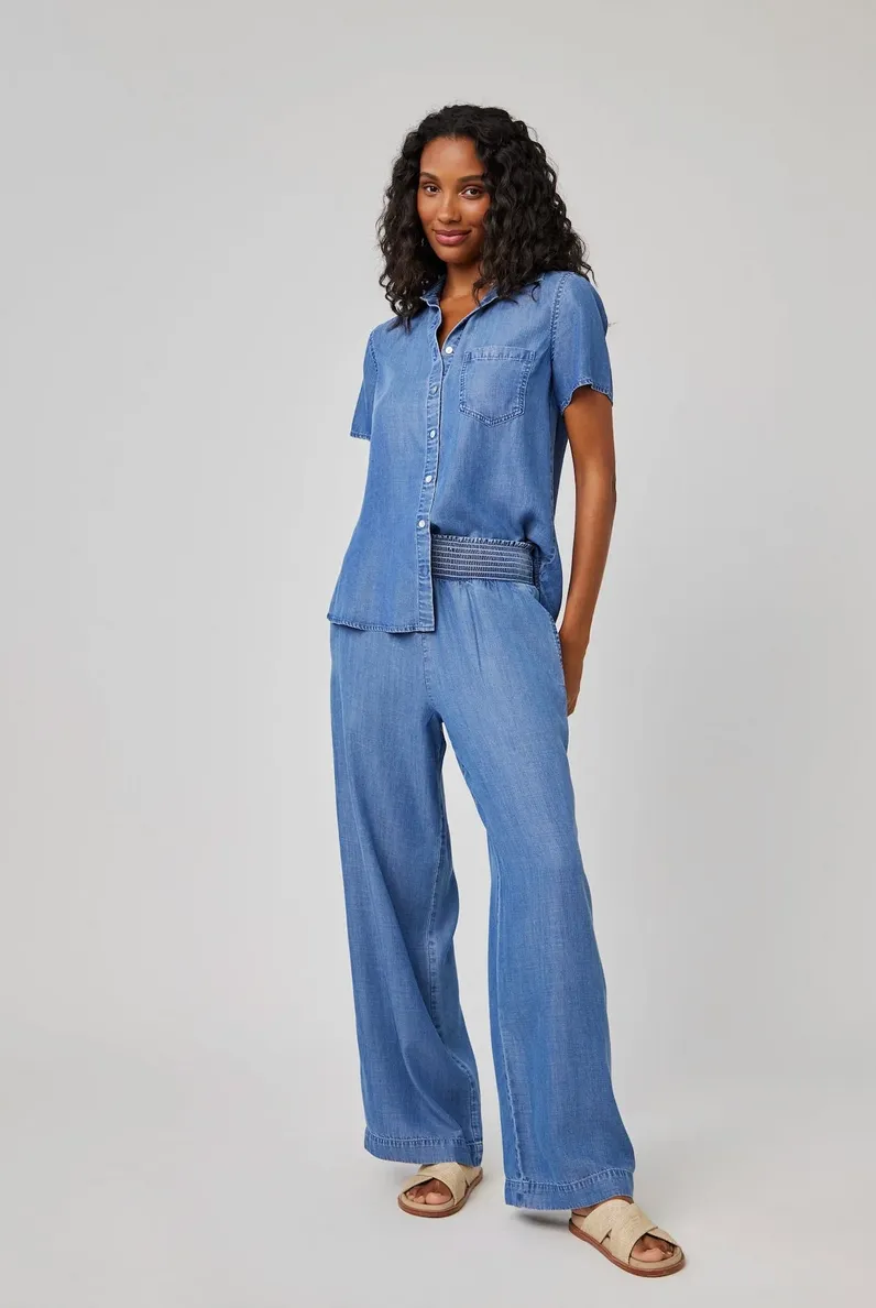 Bella Dahl Smocked Waist Wide Leg Pant - Moonlit Haze Wash