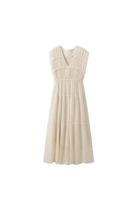 'Lyla' Elegant Sleeveless Pleated Maxi Dress