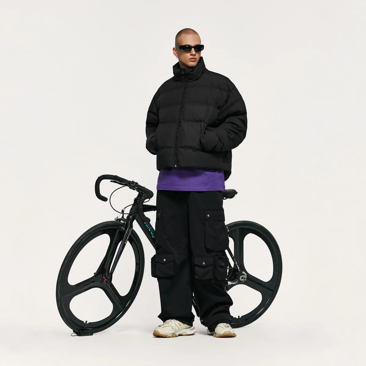 Short Puffer Jacket in Black