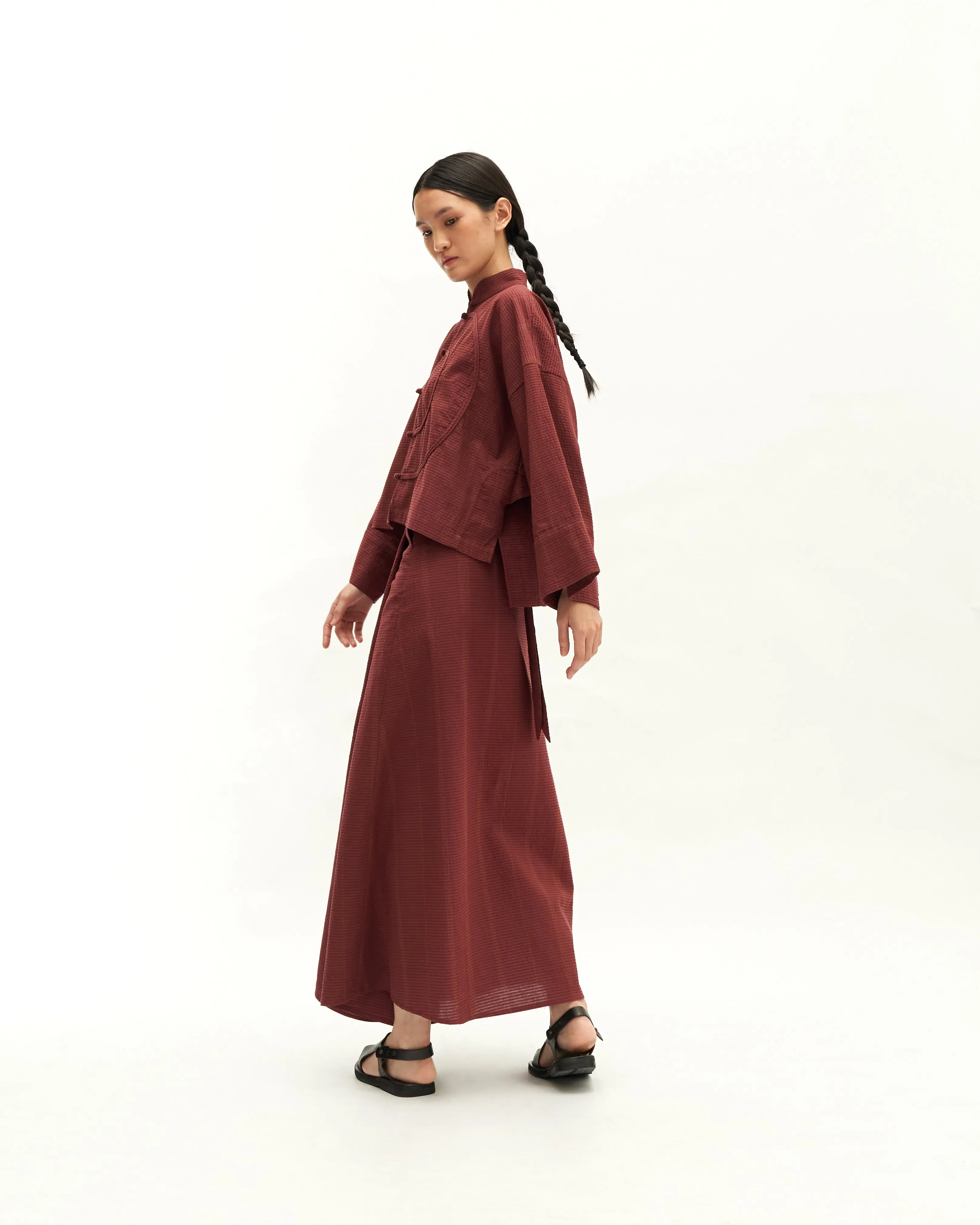Women: Tàiyáng Pleated Skirt (Rosewood)
