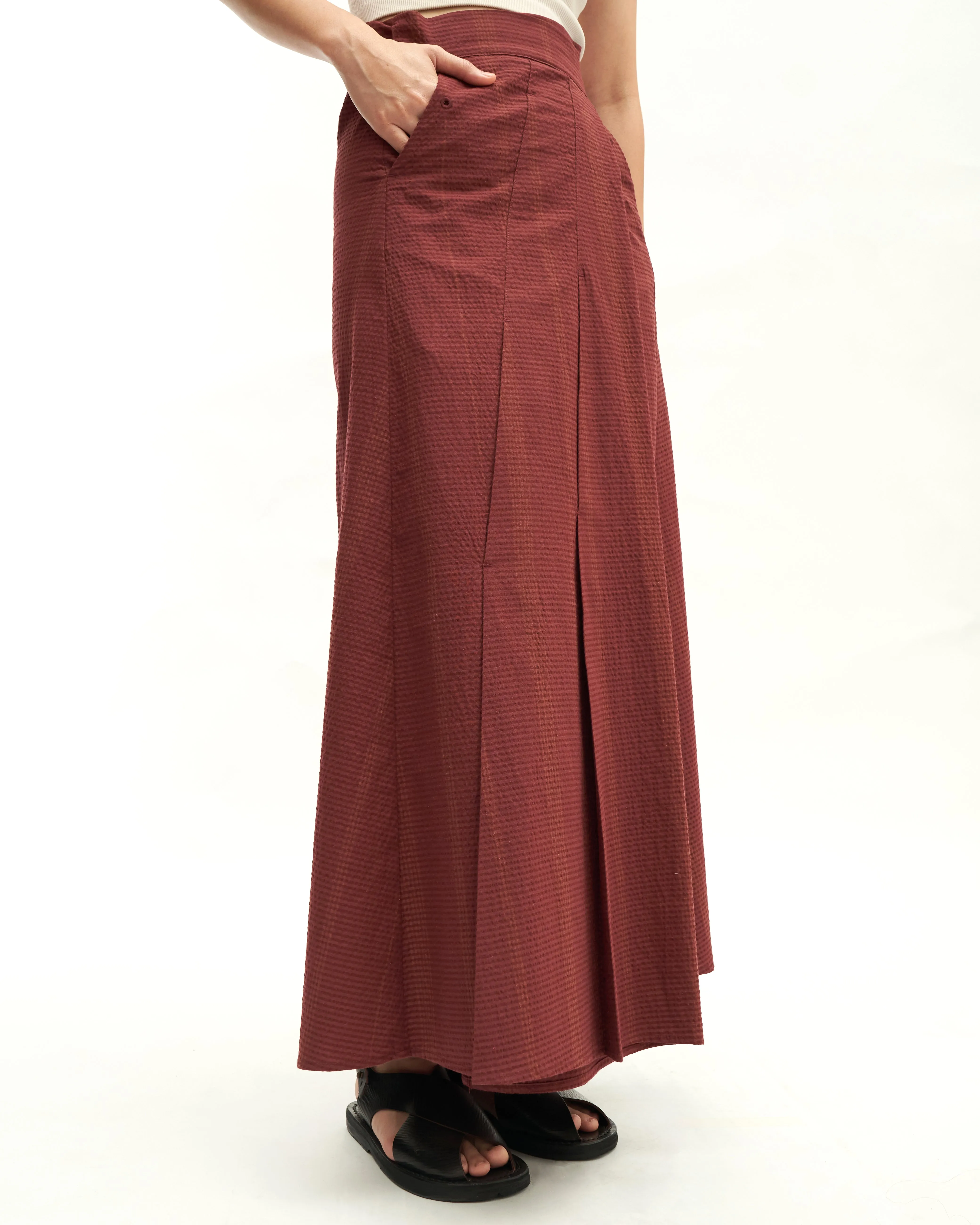 Women: Tàiyáng Pleated Skirt (Rosewood)